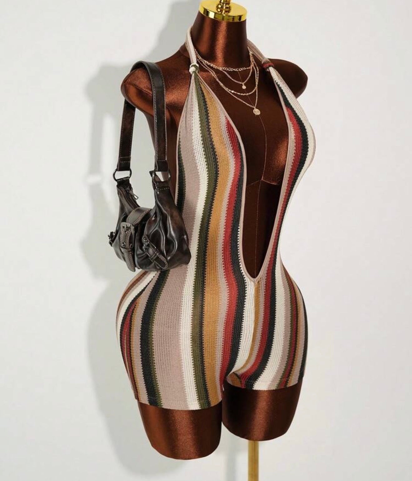 Look 247