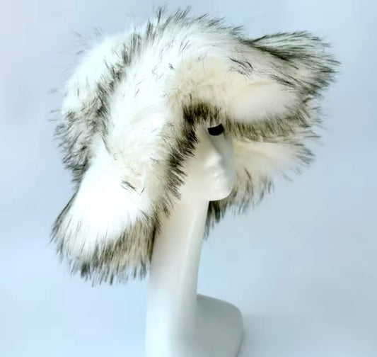 Pluto Fluffy Hat